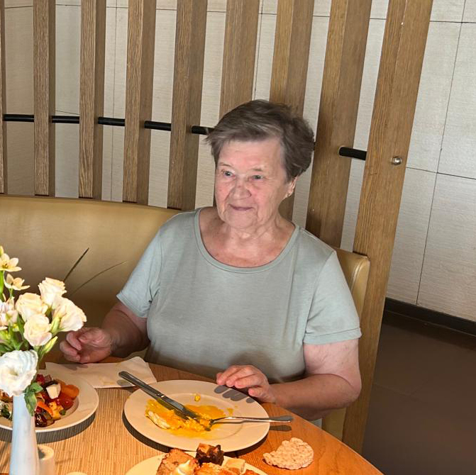 נינה לקוחה מרוצה